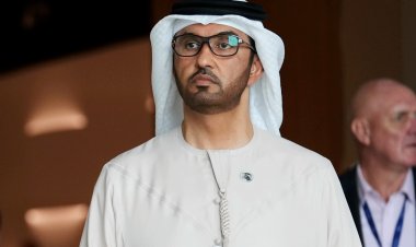 Emirlik tarafından belirlenen COP28 lideri, BAE'nin zirvede petrol anlaşmaları yapmak istediği raporunu şiddetle reddetti