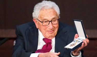 Eski Dışişleri Bakanı Henry Kissinger 100 yaşında öldü