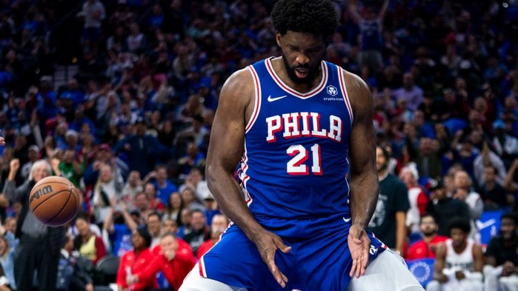 76ers'tan Joel Embiid, WWE'den ilham alan kutlamanın ardından büyük para cezasına çarptırıldı