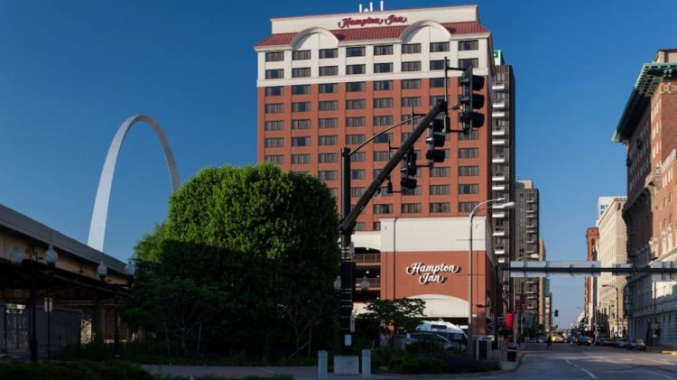 St. Louis otel personelini uyarın, kaçırılan Floridalı kadınları kaçıranlardan kurtarmaya yardımcı oluyor: rapor