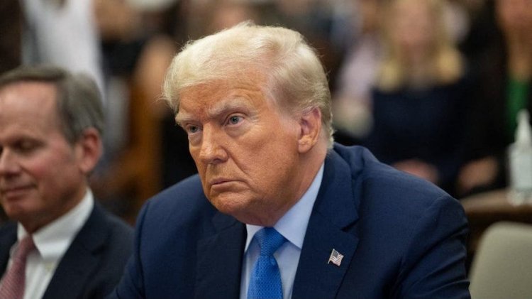 Trump, benzeri görülmemiş bir ifade sırasında kendisini 'siyasi nedenlerle' hedef aldığı için yargıç NYAG'a yüklendi