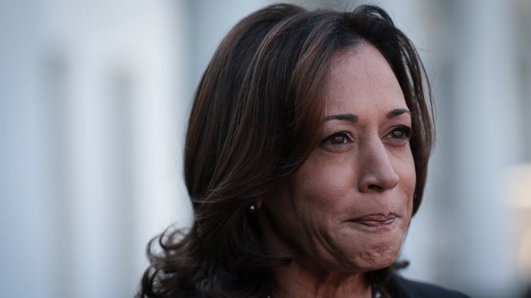 Başkan Yardımcısı Harris, kendisinin ve Biden'ın 2024'te yeniden seçilmek için 'belli ki yapacak çok işi olduğunu' söyledi