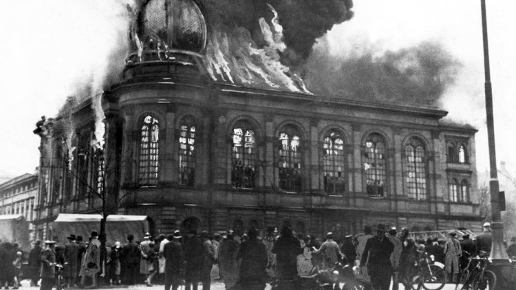 Kristallnacht'ın trajik olaylarını 85. yıl dönümünde anıyoruz