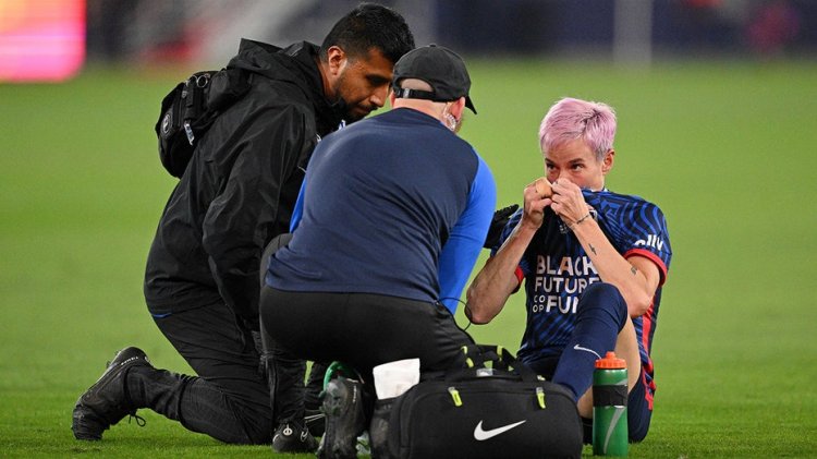 Megan Rapinoe, maçın bitmesine 3 dakikadan az bir süre kala temassız sakatlığının ardından kariyerinin son maçını terk etti