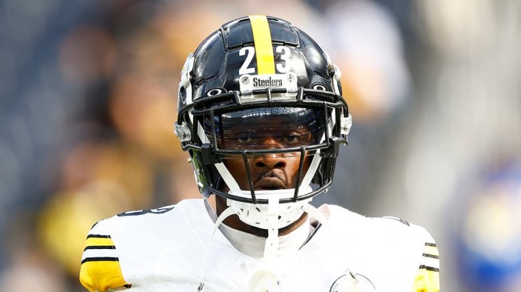 Steelers'tan Damontae Kazee'nin oyunu mühürleyen müdahalesi Packers oyuncularıyla kavgaya yol açıyor