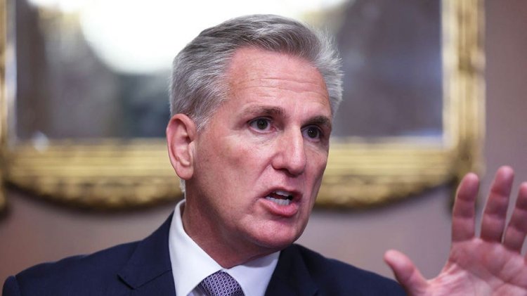 McCarthy, kendisini görevden alan GOP milletvekilini ittiği iddiasının ardından etik şikayette bulundu