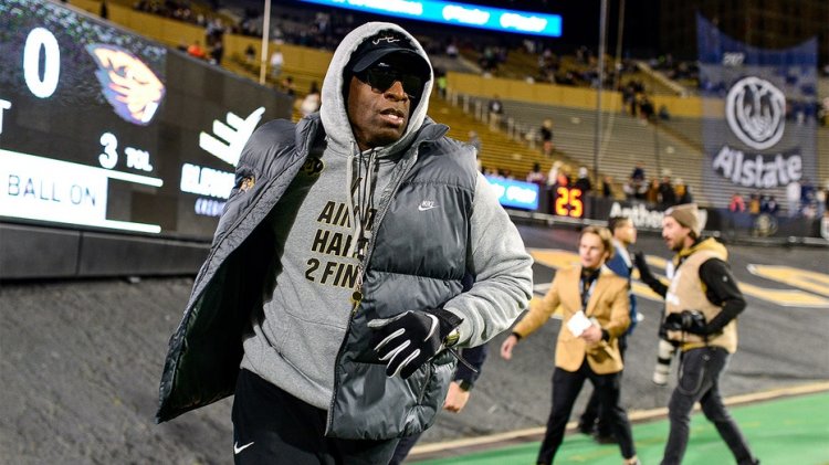 Colorado'lu Deion Sanders, Teksas A&M işiyle ilgilendiği fikrini hızla kapatıyor: 'İyiyim'