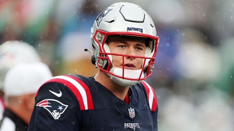 Patriots efsanesi Rob Gronkowski, Mac Jones'un artık serbest bırakılmasını istemesi gerektiğini söyledi: 'Ona saygı duyulmuyor'