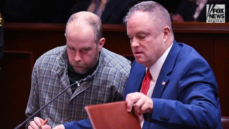 New Yorklu bir adam, polisin dokuz yaşındaki bir çocuğu kabinesinden kaçırmasının ardından çocuklara tecavüzle suçlandı