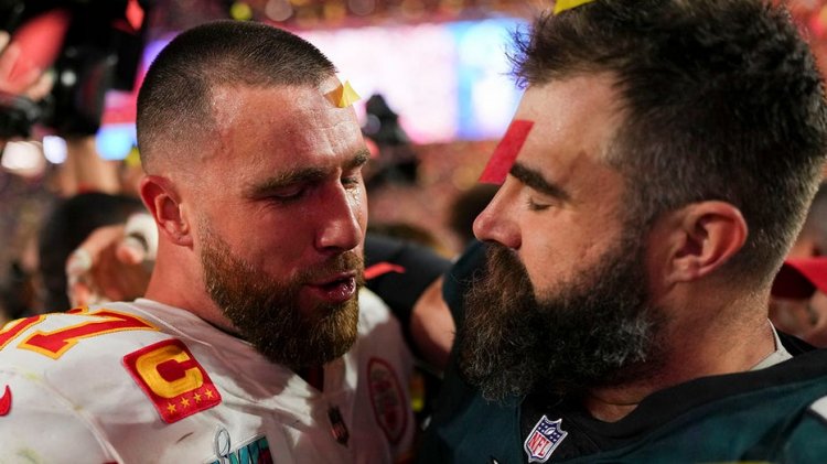 Eagles, Pazartesi gecesi büyük karşılaşması öncesinde Travis Kelce'yi trollüyor