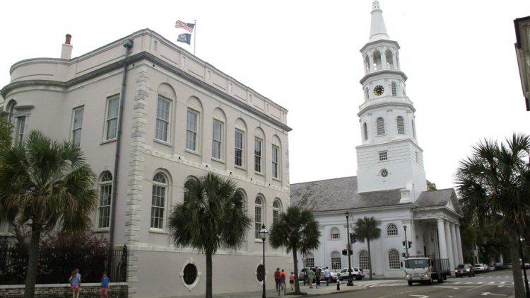 Charleston, Güney Carolina, 1870'lerden bu yana ilk GOP belediye başkanını seçti