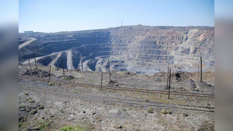Nadir toprak elementleri temiz enerji geçişini nasıl etkiliyor?