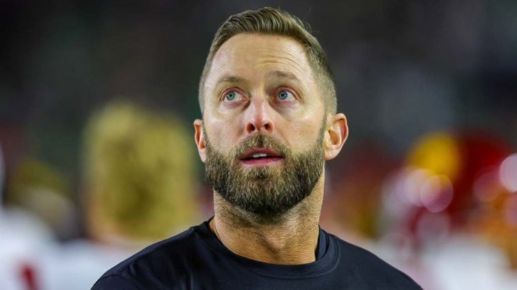 Eski NFL koçu Kliff Kingsbury'nin adı üniversite futbolu koçluğu söylentilerinde yer alıyor