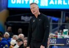 Steve Kerr, Warriors'ın mücadelelerini düşünerek eşinin onun 'dönmesi ve dönmesi'nden rahatsız olduğunu söyledi