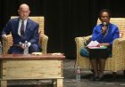 Houston'ın seçilmiş belediye başkanı Sheila Jackson Lee'ye veda etti: 'İnsanlara zorbalık yapmıyoruz'