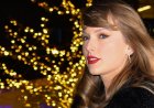 Taylor Swift, Chiefs maçı öncesinde Bills oyuncularına bakıyor