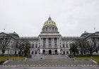 Pennsylvania House, Demokrat'ın istifasının ardından 101-101 çıkmazına geri döndü