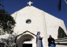 IDF, patrikin 2 Hıristiyan kadının öldürüldüğünü ve manastırın bombalandığını söylemesinin ardından Gazze kilisesinde meydana gelen 'olay'ı doğruladı