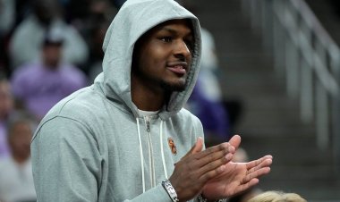 LeBron'un oğlu Bronny James, kalp krizinin ardından 'basketbola tamamen dönüş' kararı aldı