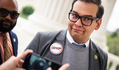 Güç durumdaki GOP Temsilcisi George Santos Meclis'ten ihraç edildi