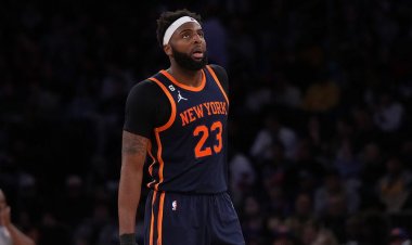 Knicks'in yıldızı Mitchell Robinson, eşinin ölümünün ardından eski lise basketbol koçluğuna geçti