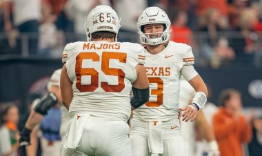 Texas, Oklahoma Eyaleti'ni havaya uçurdu ve CFP'nin umutlarını canlı tutmak için Büyük 12 unvanını kazandı
