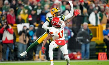 Chiefs'ten Patrick Mahomes, Packers'a tartışmalı hiçbir çağrı yapılmamasının ardından canlandırıcı bir yaklaşım sunuyor