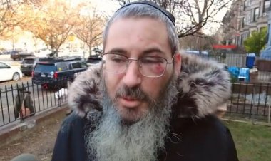 New York'lu Yahudi Hanuka'nın ilk gününde evinin önünde yumruk attı, soydu: 'Bu kişinin yakalanmasını istiyorum'