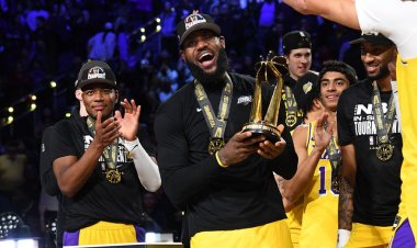 LeBron James, ilk Sezon İçi Turnuvanın MVP'sini evine götürdü: 'Tarih yazdık'