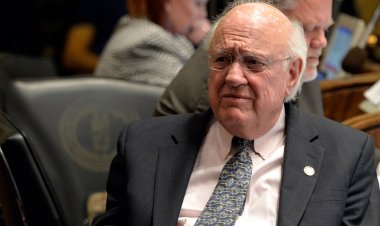 Eski Kentucky Valisi Julian Carroll 92 yaşında hayatını kaybetti