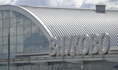'Radyoaktif kargo' taşıyan Rus uçağı, mekanik arıza nedeniyle Moskova'ya geri dönmek zorunda kaldı: rapor