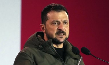 Cumhuriyetçiler ve Demokratlar suçlama oyunu oynarken Ukrayna yardımı çatlama tehlikesiyle karşı karşıya