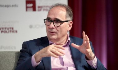 Obama'nın eski danışmanı David Axelrod, Biden'ın rekor düzeyde onay aldığını gösteren anketin 'çok çok karanlık' olduğunu söyledi