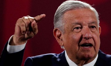 AMLO, Meksika sahilindeki turistik demiryolu hattının ilk bölümünü açtı
