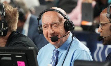 Efsanevi yayıncı Dick Vitale kanserden kurtulduğunu söylüyor: 'Noel Baba erken geldi'