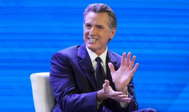 Gavin Newsom'un San Francisco'daki evsizliğe son vermeye yönelik 10 yıllık planı 20. yıl dönümünü kutluyor