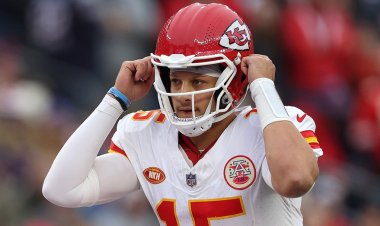 Patrick Mahomes, Noel'de çocuklarla vakit kaçırmak zorunda kaldığı için 'hayal kırıklığına uğradı'
