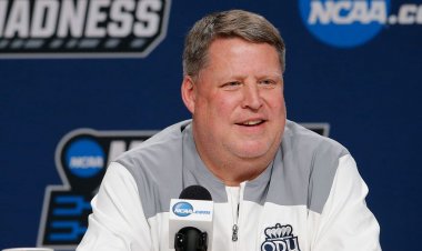 Okul, Old Dominion koçu Jeff Jones'un kalp krizinden tamamen kurtulmasının beklendiğini söylüyor