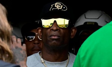 2023'ün en büyük kolej futbolu hikayeleri: Deion Sanders Yılı; Pac-12 kayboluyor