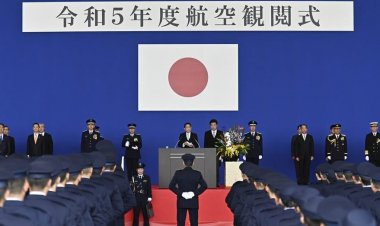 Japonya askeri harcamalarda büyük bir artışı onayladı ve ölümcül silah ihracatı yasağını kaldırdı