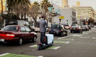 Bu çok amaçlı elektrikli scooter neden yakında mahallenize gelebilir?