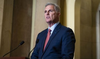 En azından Mutlu Noeller? Kevin McCarthy'nin zorlu 2023'ü