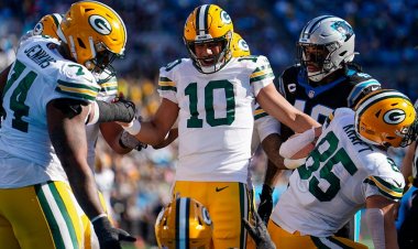 Jordan Love, Packers, Panthers'ın önden attığı şut nedeniyle üzgün olmasını önledi