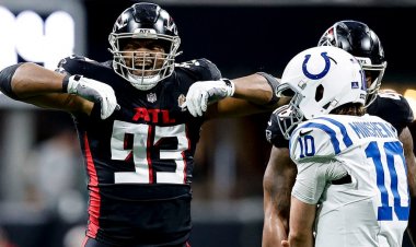 Falcons'un play-off umutları Colts'u yenerek canlı kalıyor