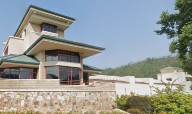 Tennessee'li işçi Gatlinburg Kongre Merkezi'nde 10 metre yükseklikten düştükten sonra hayatını kaybetti