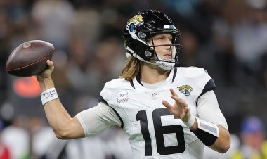 Jaguars yıldızı Trevor Lawrence'ın üst üste galibiyet serisi sona erdi, QB omuz sakatlığı nedeniyle elendi