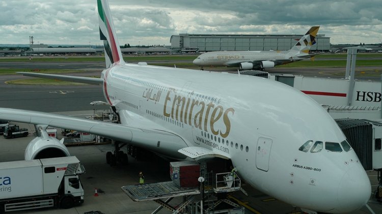 Emirates Havayolları uçağındaki şiddetli türbülans yaklaşık 14 kişinin yaralanmasına neden oldu: 'Bunun son olduğunu hissettim'
