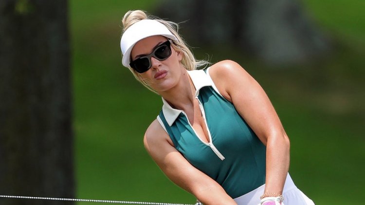 Paige Spiranac, Scott Baio ile sosyal medyada garip bir tartışmaya sürüklendi: 'Ne dünya'