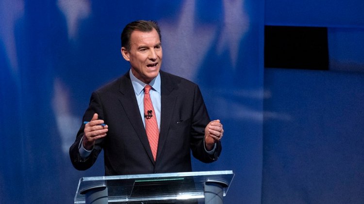 New York Demokratları, Kongre'de ihraç edilen Cumhuriyetçi George Santos'un yerine aday olarak Tom Suozzi'yi seçti