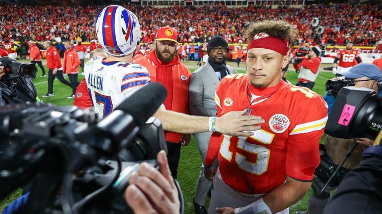 Patrick Mahomes, oyunun sinir bozucu sonunun ardından Josh Allen'a küfürler yağdırıyor